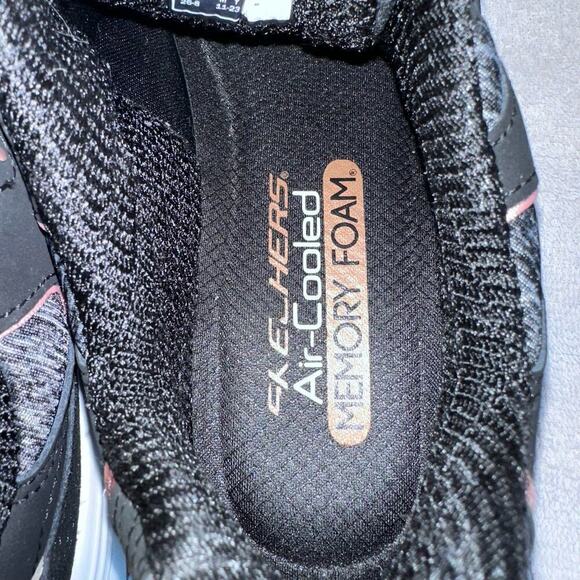 NWOT (Display Pair) Women’s Size 7 1/2 Skechers Air Cooled Memory Foam Sneakers - Picture 5 of 7